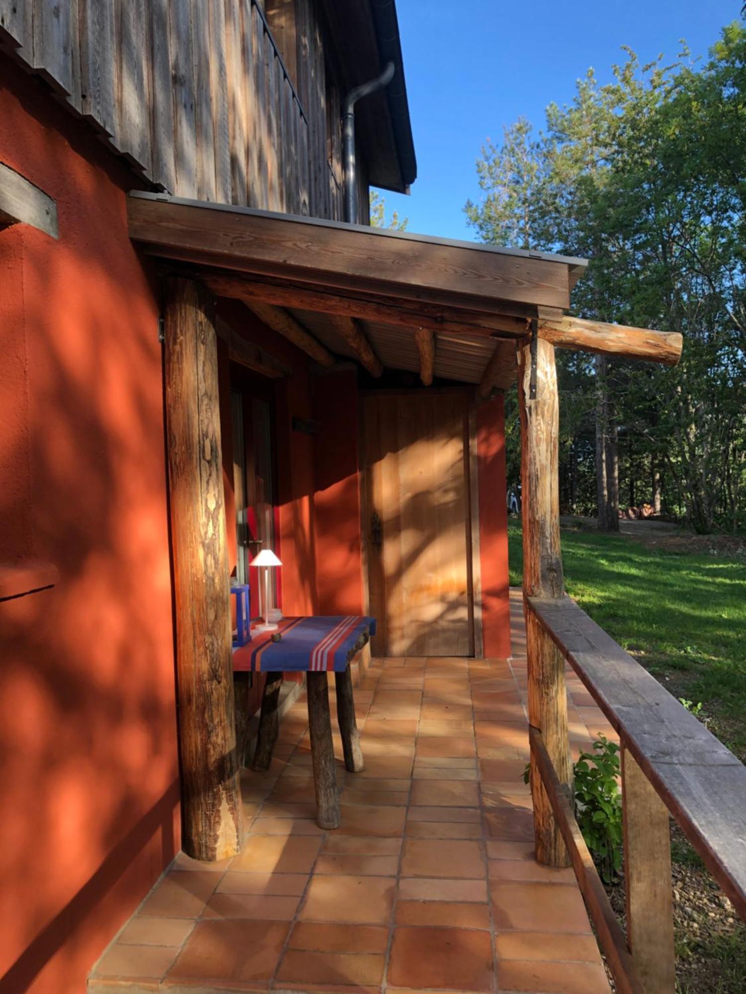 Reve D'Etoiles Bed & Breakfast Saint-Laurent-de-Cerdans Eksteriør bilde